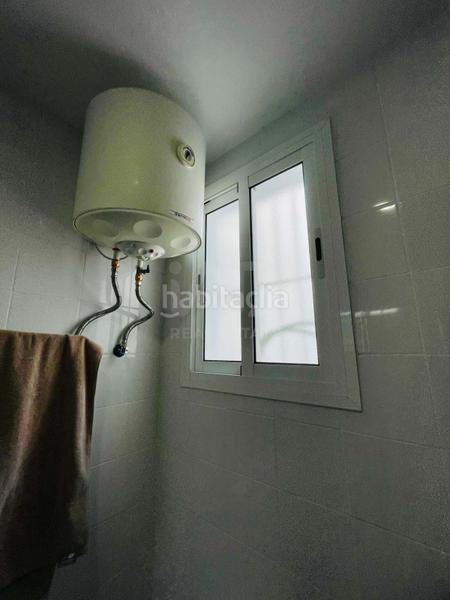 Foto b6313de6-e677-46b1-9c59-a064f43fa4c6. Pis amb calefacció a Barrio del Nervión Sevilla