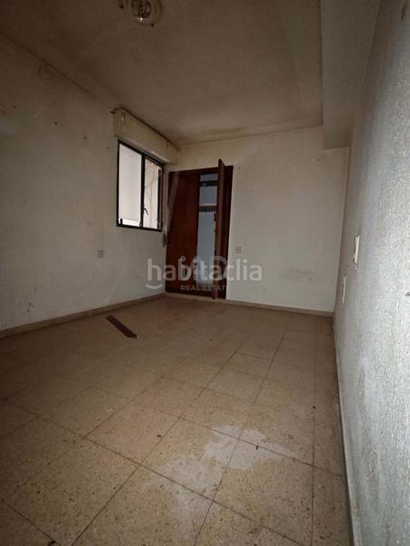 Foto 5ff7cf74-1a93-45f9-9a62-7236021a03d4. Pis a Oliva pueblo Oliva