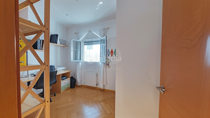 Foto 827ddd3c-9c41-40b0-a49a-c9d3067dd3ef. Casa en Los Gallos Chiclana de la Frontera