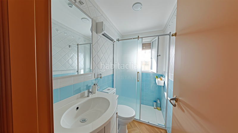 Foto 627fb2cc-736c-42c6-b2eb-f14a6dc1c3f9. House with heating pool in Los Gallos Chiclana de la Frontera