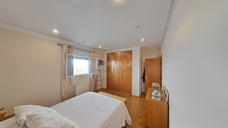 Foto 712cbc03-5d81-406b-a456-9359b0f90fe5. House with heating pool in Los Gallos Chiclana de la Frontera