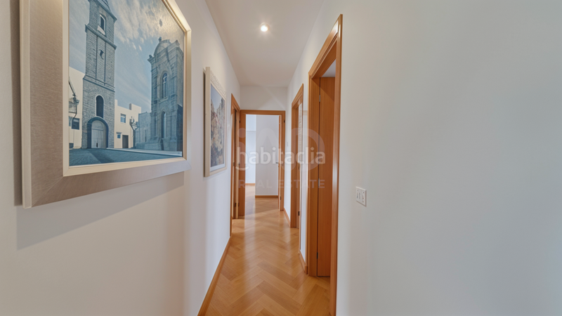 Foto 7fdd7c8b-a2f4-4efe-b680-deea236e151f. House with heating pool in Los Gallos Chiclana de la Frontera