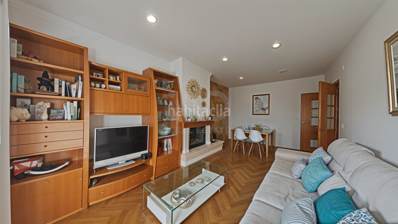 Foto e7d60c52-ca4d-4b48-9db5-3f5a8c8e2a89. House with heating pool in Los Gallos Chiclana de la Frontera