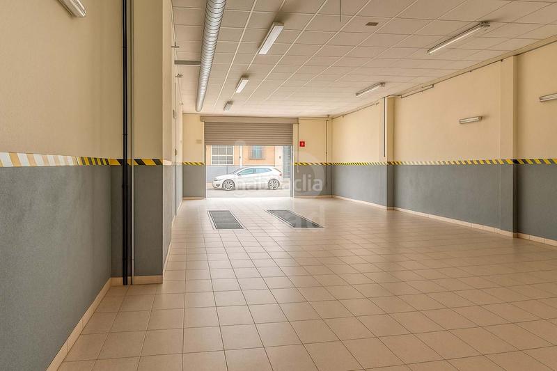 Foto e0d11ade-e3a7-44c1-b748-a3dafc8a39f5. Local comercial a Centro Mutxamel