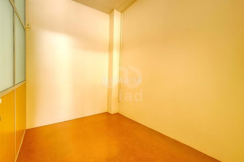 Foto f106db3d-9202-4a6a-b254-ea7363d082d7. Local comercial a Centro Mutxamel