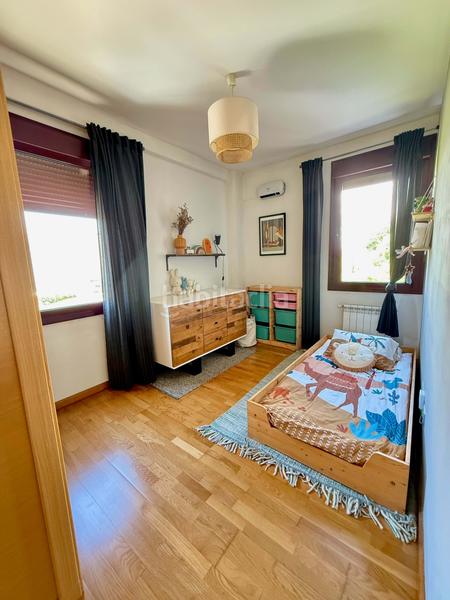 Foto db9d82e0-6a81-46d8-8f88-f5152e85a02f. Flat with heating parking in Salinas Castrillón