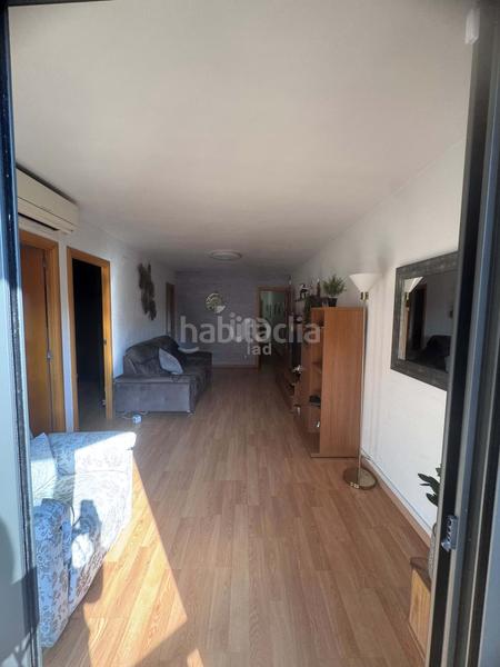 Foto bc385b15-62e9-4f82-a1bb-3af114583bfe. Appartamento con riscaldamento in Riu Sud Santa Coloma de Gramenet