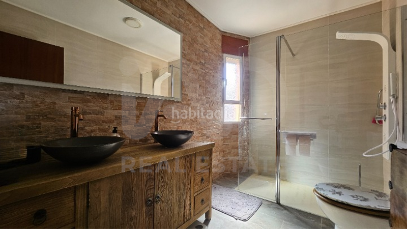 Foto 0265e24c-825a-4190-80e1-7754a1a58a58. Casa aparellada a calle ernest hemingway 7 a Calabardina Águilas