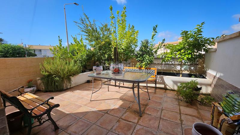 Foto 58752e7a-6f22-4216-a348-b18dbfe93a03. Casa bifamiliare in calle ernest hemingway 7 in Calabardina Águilas