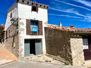 Building in Pobla de Benifassà (la)