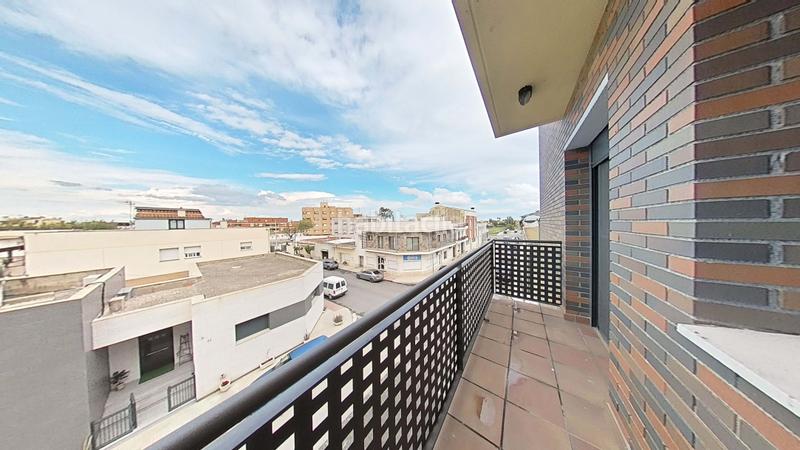 Foto e6dd8e6f-6cc3-479d-a3b2-b024464a549b. Dúplex en Deltebre