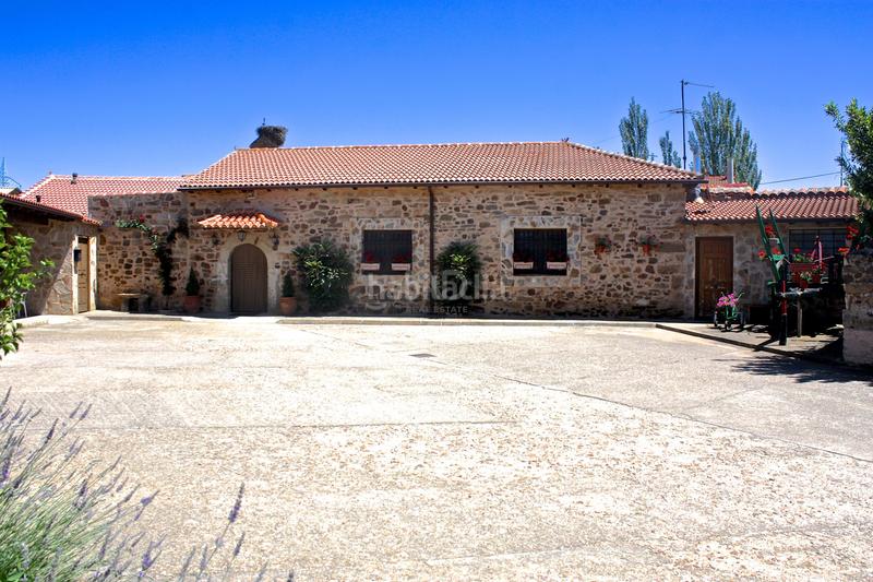 Foto 779599f9-14df-480c-be5a-1948e752eb8c. Geschäftsraum in carretera st colomba 26(8) 26(8) in Astorga