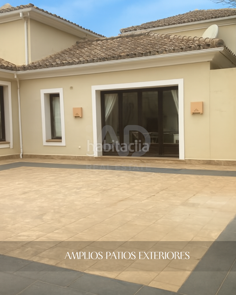 Foto 94de2fdc-cc40-4676-afef-ba752add02ea. Chalet avec chauffage piscine dans Sotogrande alto Sotogrande