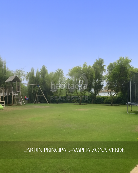 Foto d506c7a1-84f9-4e72-a29b-6609d0df6d66. Chalet avec chauffage piscine dans Sotogrande alto Sotogrande