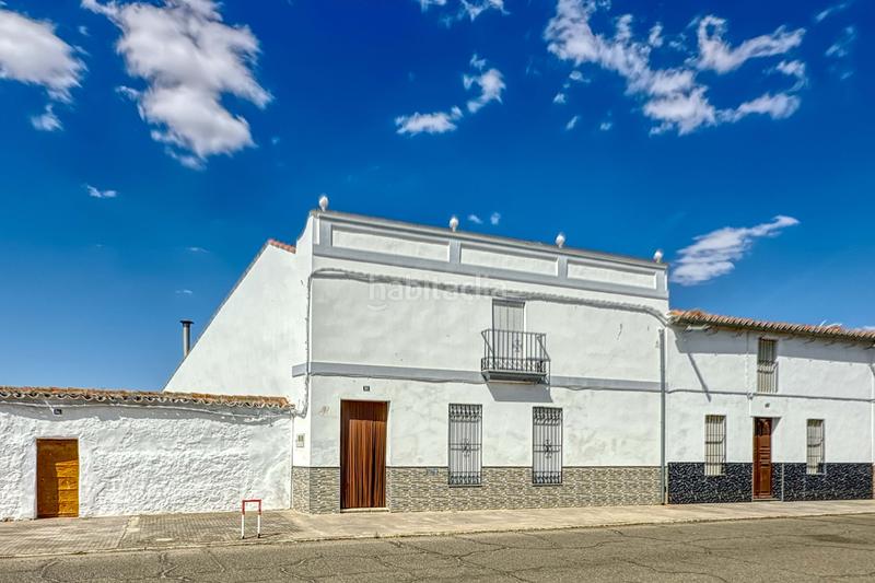 Foto 0d09170f-0a72-4ebf-8b9f-10f77aa390ac. Edificio en Granja de Torrehermosa