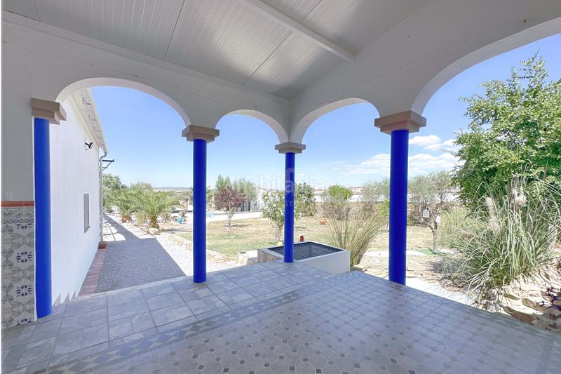 Foto 74028115-ad9a-4be4-bdd1-4d2ed691bec9. Edificio en Granja de Torrehermosa