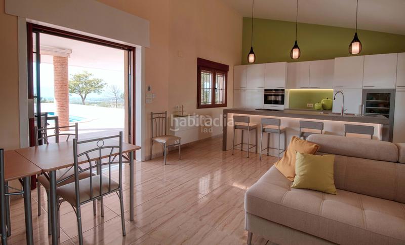 Foto 0e92b883-9397-4767-9cb5-58a9732b159e. Chalet en Albatera