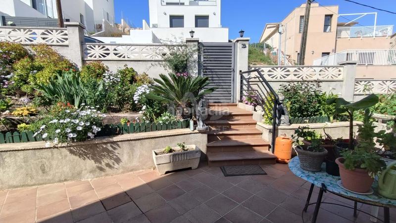 Foto e64897bf-bc7d-4583-84a6-39ae548f7503. House in costa Cunit - els jardins - els rosers Cunit