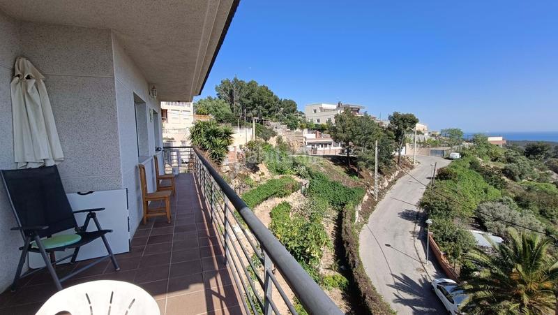 Foto fb6bca9d-8b6d-4a26-9b9c-20ec016490fc. House in costa Cunit - els jardins - els rosers Cunit