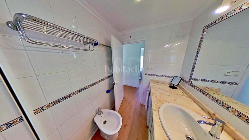 Foto e6100b81-f75d-4a49-bca2-f7b770996597. Flat in avenida avenida jaime i el conquistador 22 22 in Campello (el)