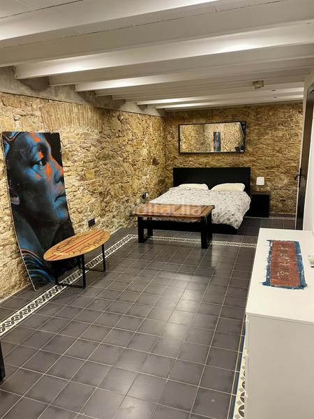 Foto 1d63c9d1-2279-4c73-85b2-071f8c2f3b2d. Duplex dans Raval Barcelona