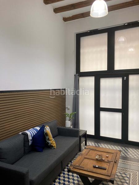 Foto b66da525-1607-4489-bb18-ba682d9e49e4. Zweistöckige wohnung in Raval Barcelona