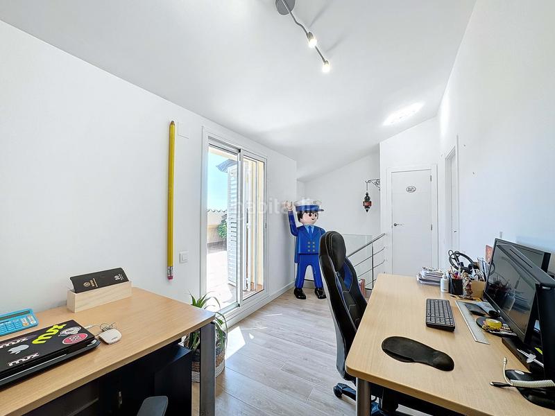 Foto 9fa69184-6eaf-4b0d-907d-02d6f1396ac7. Pis a calle avellaners 6 6 a Alella