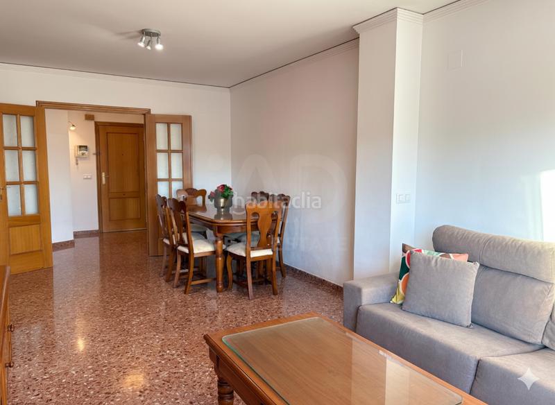 Foto f7978d56-1dd1-4880-bf95-75360b15abc3. Etagenwohnung mit heizung parking in Beniopa - Sant Pere Gandia