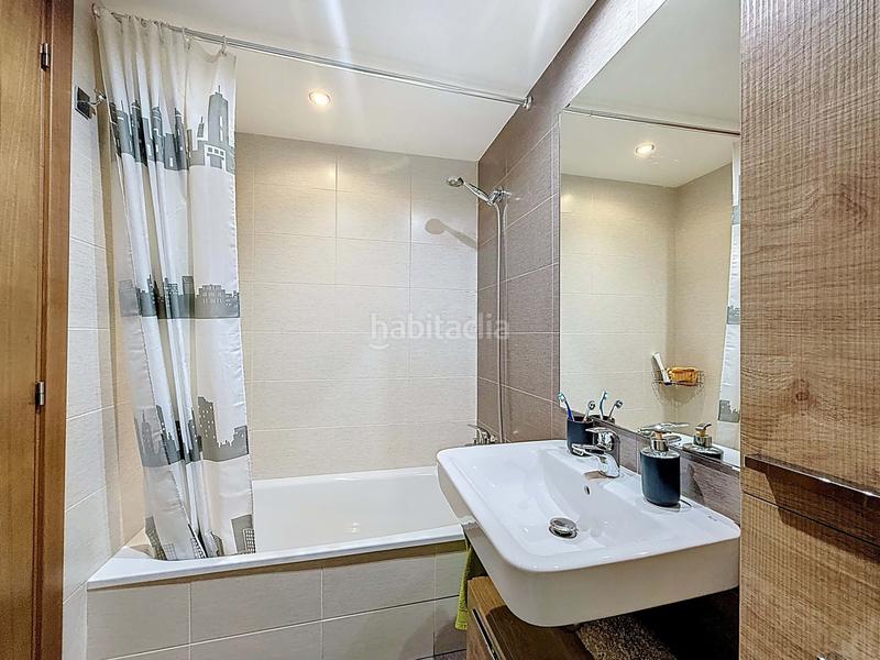 Foto 52e69d29-89fa-4c84-a7d7-f5cef01292a1. Flat with heating pool in Lledoner Granollers