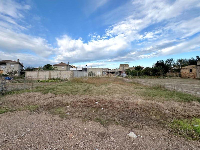 Foto 14279a9b-1d76-4e98-9e1f-e37eec901cd8. Terreny residencial a Deltebre