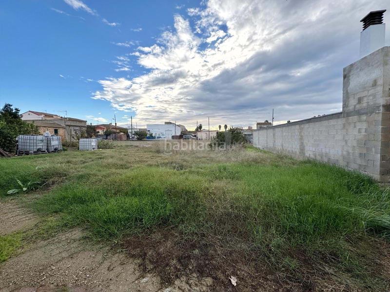 Foto ac272325-7f4c-444b-b50a-edc986b7ff29. Terreny residencial a Deltebre