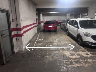 Aparcament cotxe a Calle Francisco Verdú 12