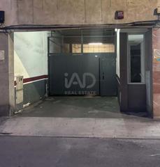 Parking coche en Calle francisco verdú 12