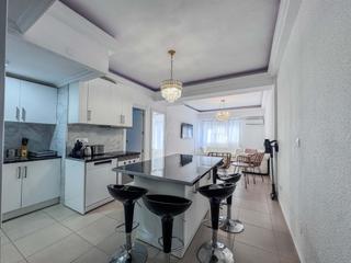 Flat in Avenida de aguilera 14