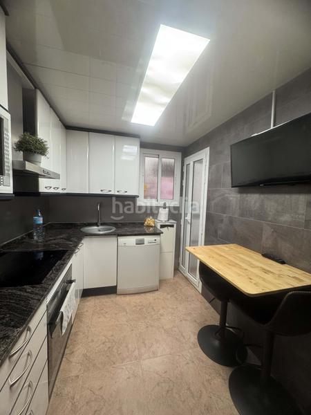 Foto 2ae17a54-acf8-4de2-9cf3-a4dad711fbe2. Ático en Puigfred Badalona