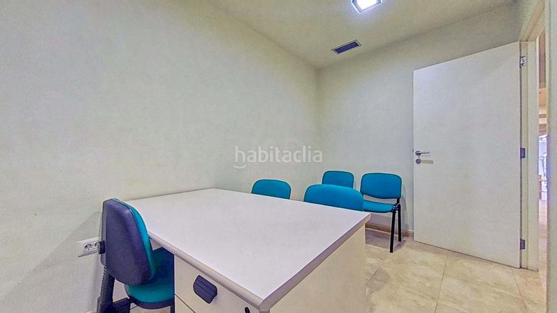 Foto f6adc05b-af41-4188-bc15-39fb09d64154. Local commercial dans calle alfred nobel 26 26 dans Villarreal / Vila - real