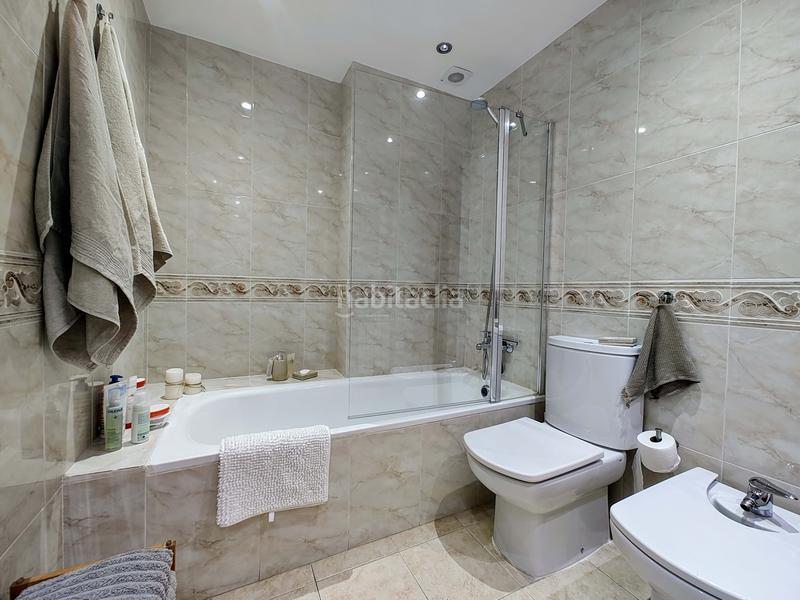 Foto ba251b6d-6159-49a4-8b0f-91f8946e9d94. Pis amb calefacció a Canet de Mar