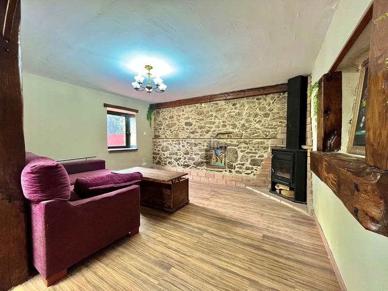 Foto be2f8408-5b45-40a6-8535-526a13c0f7f8. Maison avec chauffage dans Parroquias Rurales Culleredo