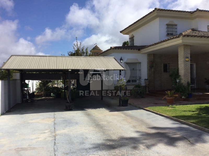 Foto 26cd580d-17eb-4b8b-912b-d8a14c134e15. Chalet mit heizung pool in Los Gallos Chiclana de la Frontera