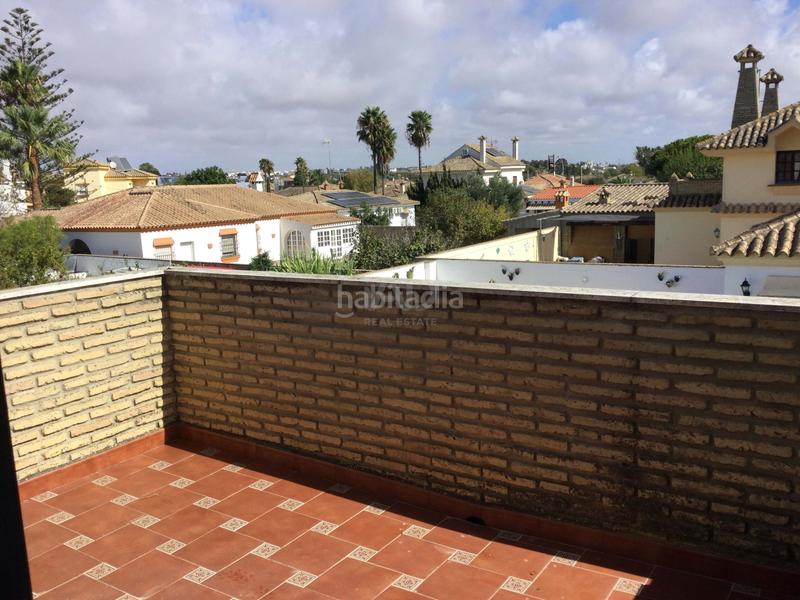 Foto 0e4f2ebf-e378-440d-80ec-8734c733b07f. Chalet with heating pool in Los Gallos Chiclana de la Frontera