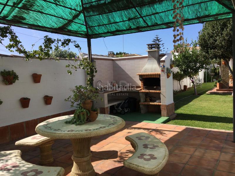 Foto 4b6ae4bb-6d66-4d17-87f6-0f99dec7bc35. Chalet with heating pool in Los Gallos Chiclana de la Frontera
