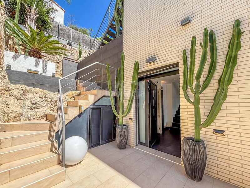 Foto e6364829-7c27-4c1a-934c-8dc0be298d3a. House with parking pool in Levantina - Montgavina - Quintmar Sitges