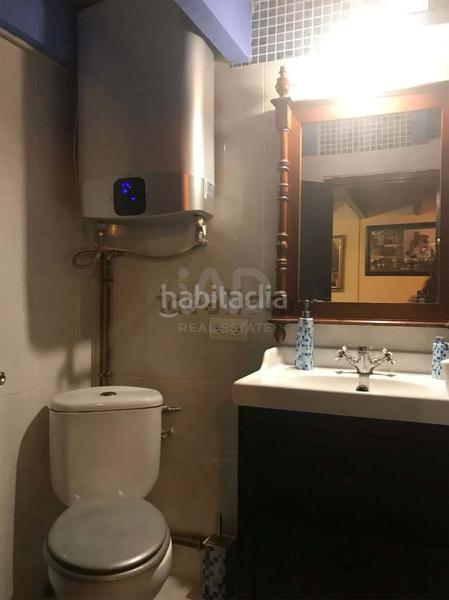 Foto 9f9af850-20d3-42bb-a089-56c203f291a6. Local commercial dans Raval Barcelona