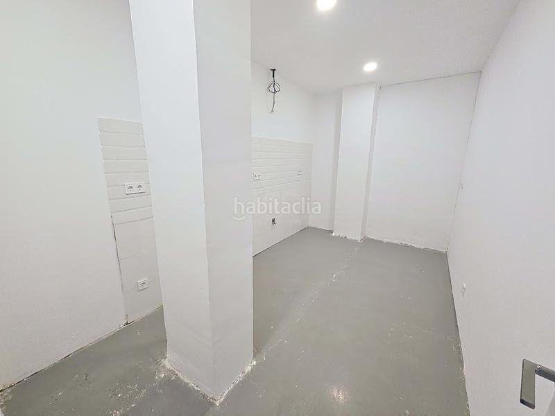 Foto 8556b571-c14c-4963-aaac-4e5d61b33365. Local comercial en Sant Isidre Valencia