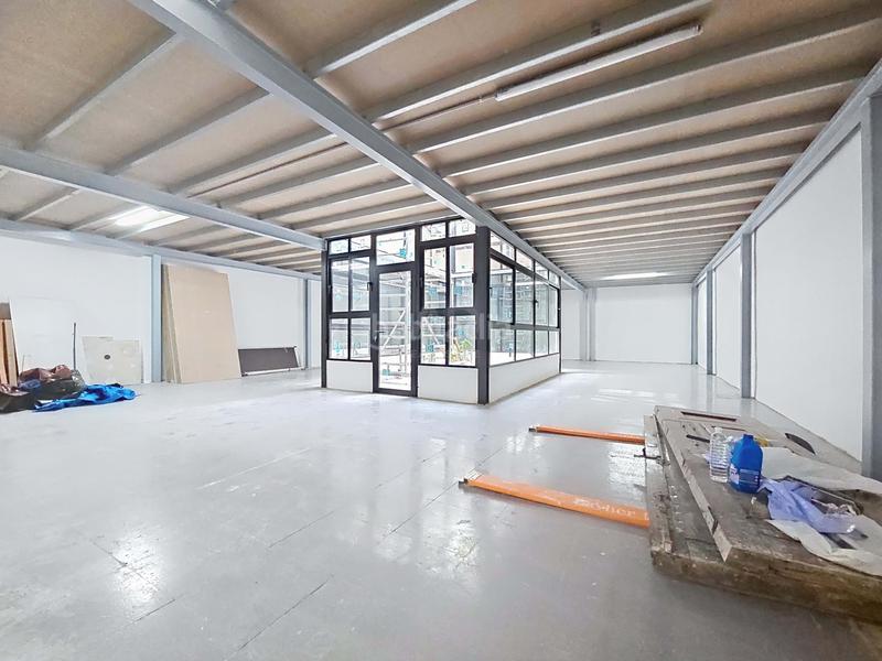 Foto cd62f1eb-100e-4c56-b768-f25aa6987202. Local commercial dans Sant Isidre Valencia