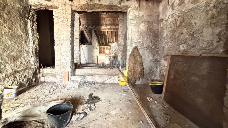 Foto 7baa155a-f589-4f2b-9960-6d2f4e0efe0a. Edificio en Castell de Castells