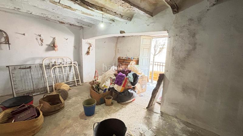 Foto 8b08e0ec-c991-447b-b00f-0c7e6fe09e36. Edificio en Castell de Castells