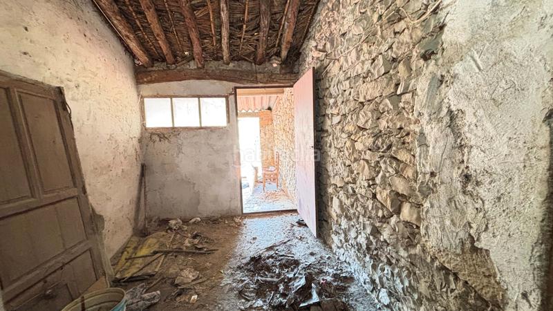 Foto dd5cf0a5-f5ab-4995-97da-c43e7913c5e1. Edificio en Castell de Castells