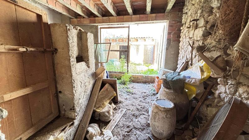 Foto f183eace-dedc-4284-95c7-e0e6008fc530. Edifici a Castell de Castells