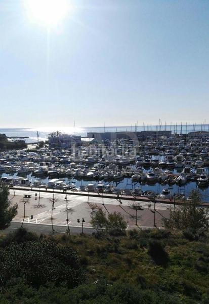 Foto 0b3c64c0-45af-464c-9c6b-3f9b4fef370c. Pis amb aparcament piscina a Campello Playa Campello (el)